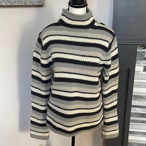 Super Cute Gap Sweater Size Large